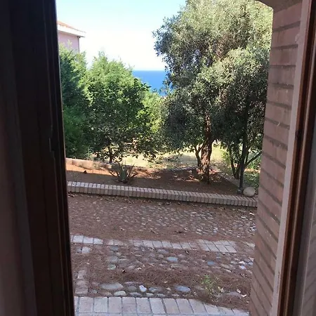 Casa Lamanna Vista Mare Apartment *