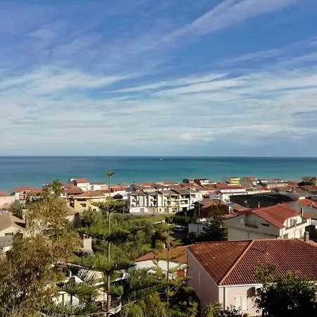 Casa Lamanna Vista Mare Apartment Torretta (Calabria)